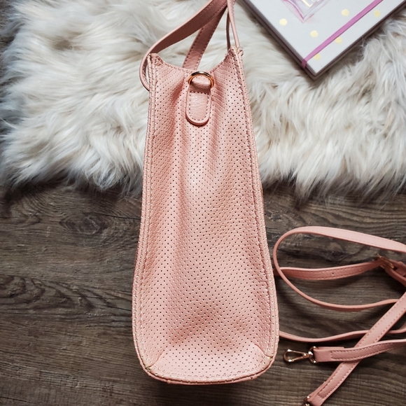 Lauren Conrad Shoulder Bag - Picture 6 of 11